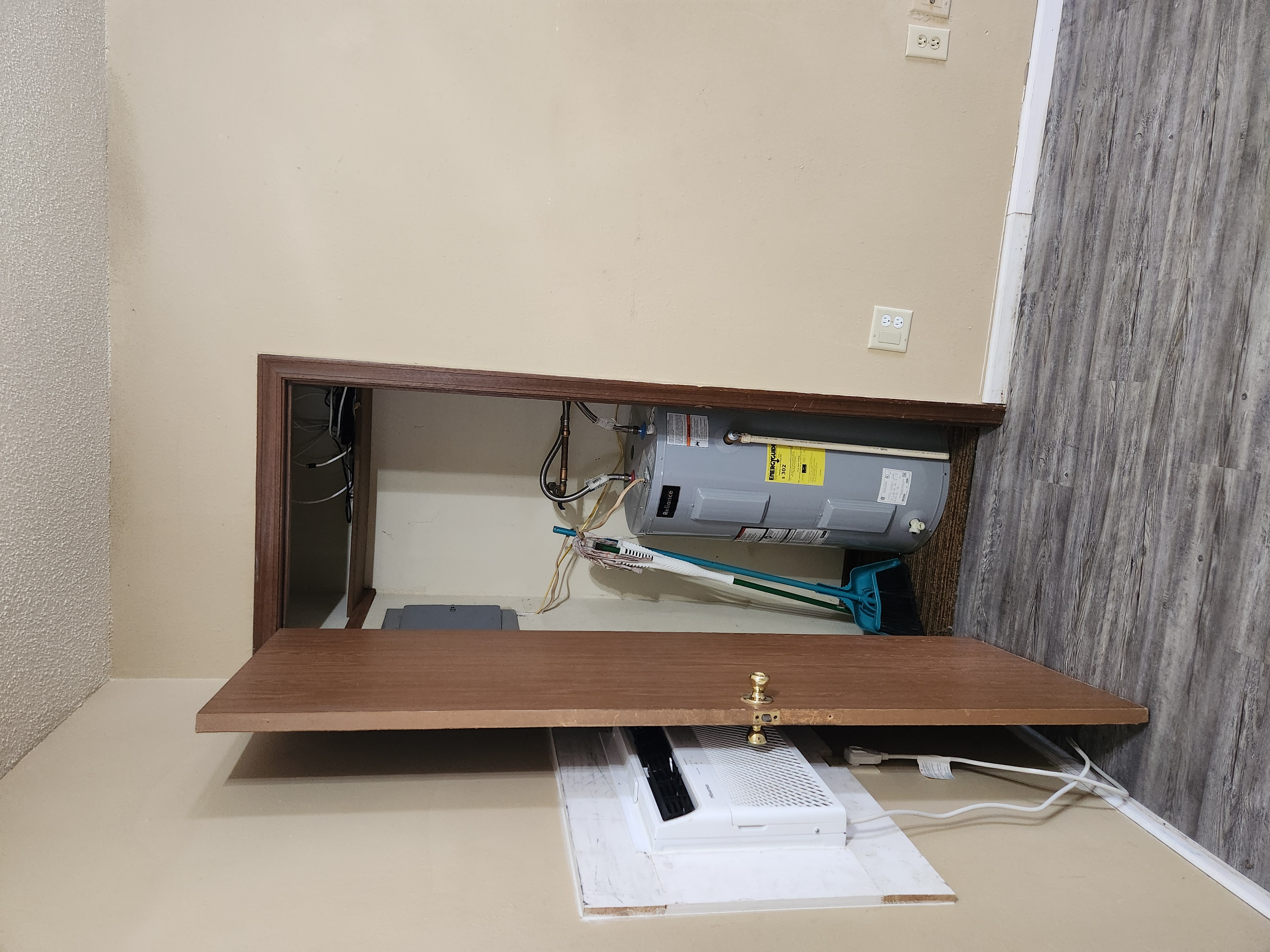 Glendale unit 2 Walkthroughmay 31st 2024 7.jpg